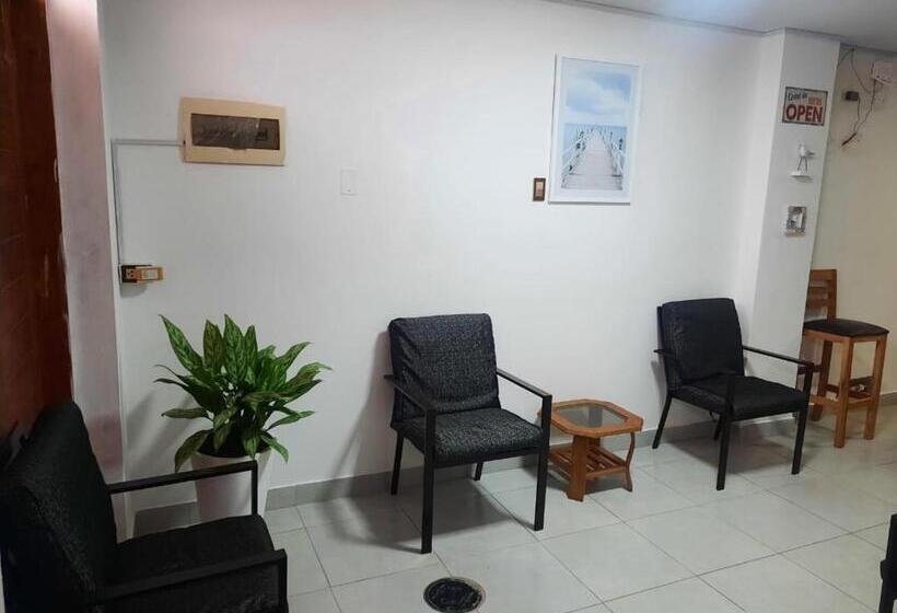 آپارتمان 2 خوابه, Hospedaje Kaihalulu