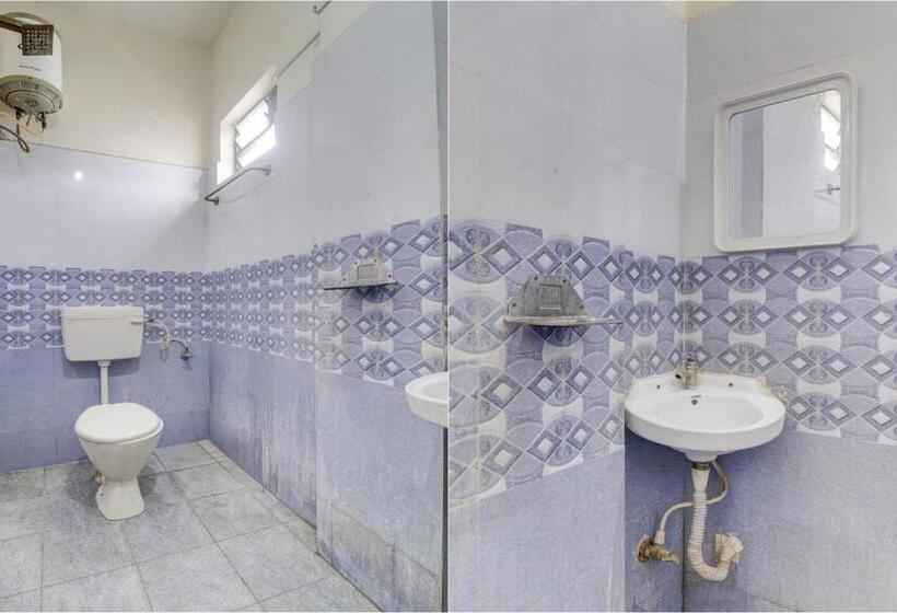 חדר קלאסי לשלושה, Oyo Flagship Hotel Royal Comfort Near Shilparamam