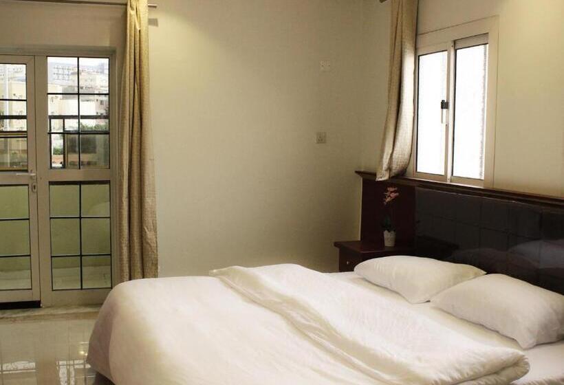 Апартаменты 3 Спальни, Al Afaq Alraqi Furnished Apartments