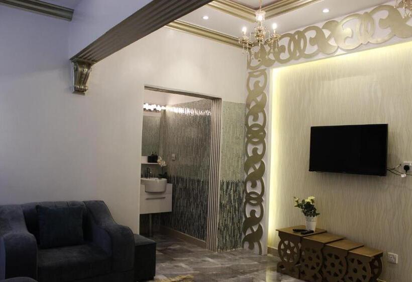 Апартаменты Deluxe 1 Спальня, Al Afaq Alraqi Furnished Apartments
