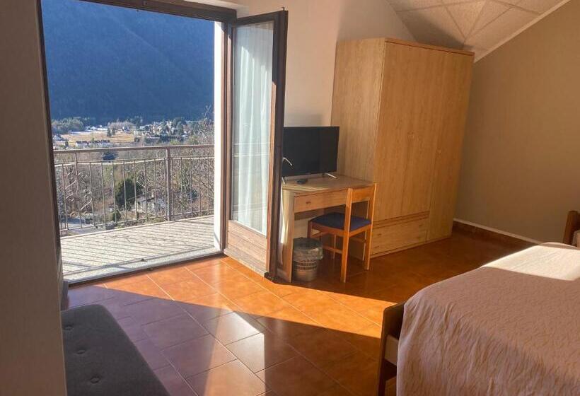 Номер Стандарт Трехместный, Albergo La Perla