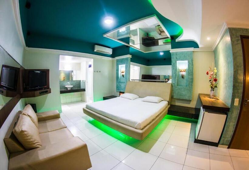 اتاق لوکس, Netuno Motel