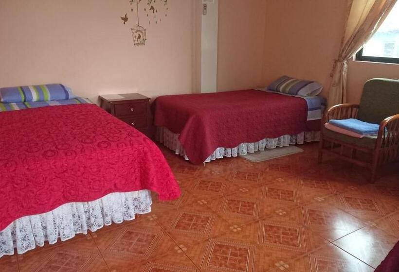 اتاق استاندارد چهارنفره با بالکن, Casa De Celeste