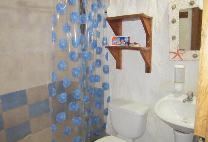 کلبه ییلاقی, Guacamayo Bed & Breakfast
