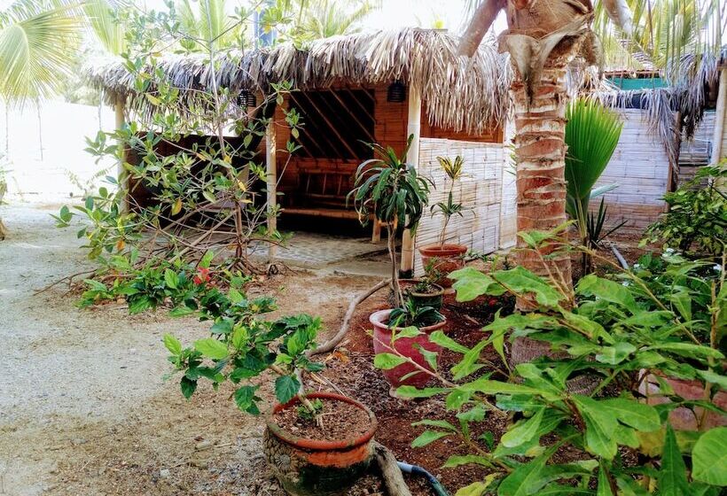 کلبه ییلاقی, Guacamayo Bed & Breakfast
