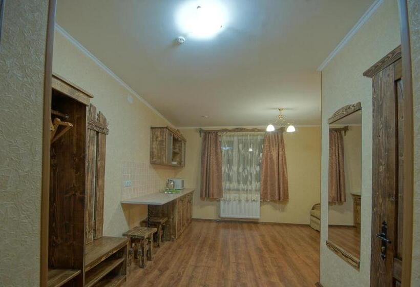 اتاق سوپریور سه تخته, Dacha