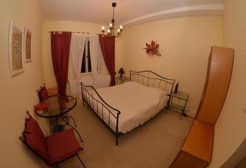 Номер Стандарт, Relax House