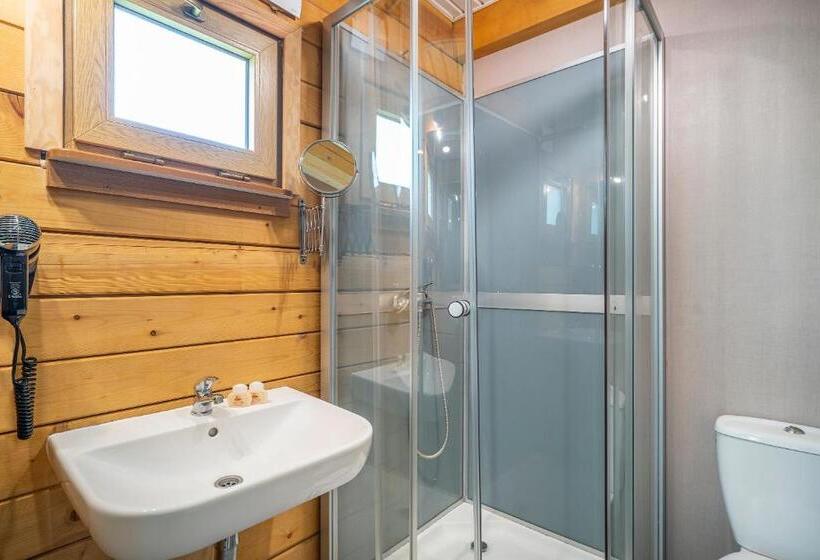 Номер Стандарт Вид на Озеро, łabędź Hotel Karczma