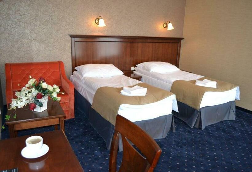 Номер Deluxe, Borowinowy Zdrój Hotel Wellness Spa & Conference