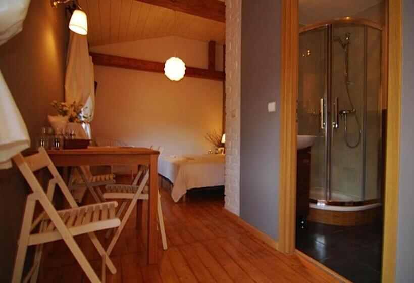 Люкс, Karolinka Guest House