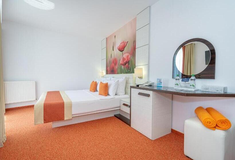 سوییت جونیور, Mera Resort