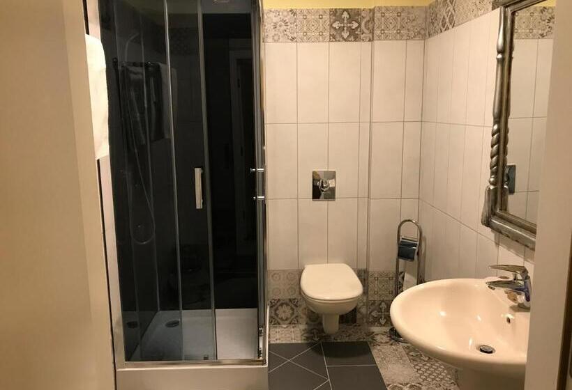 Бунгало Стандарт, Podzamcze