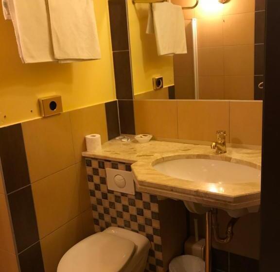 Четырехместный Номер Стандарт, Podzamcze