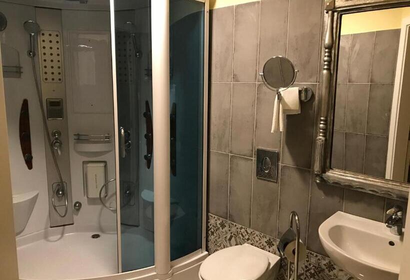 Бунгало Стандарт, Podzamcze