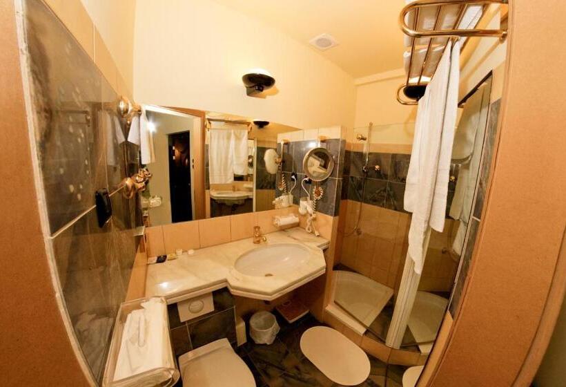 Номер Стандарт, Podzamcze