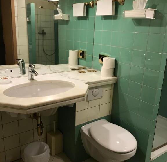 Номер Стандарт, Podzamcze