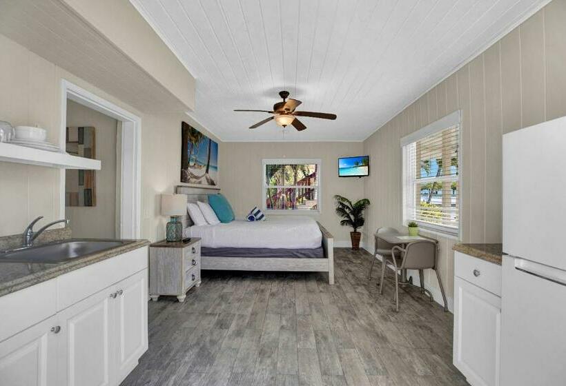 Стандартный Номер Кровать Кинг, Seascape Resort & Marina