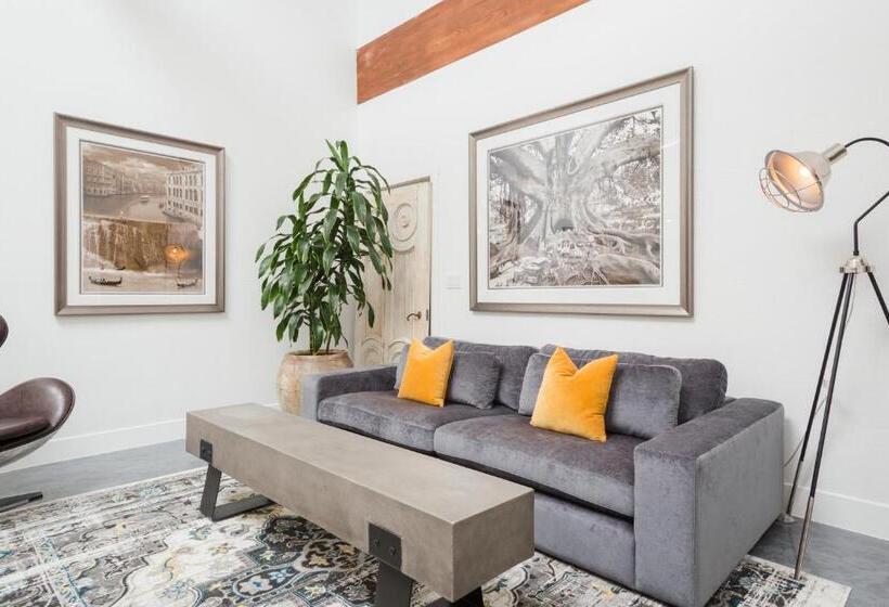 低层单卧公寓, Petaluma Warehouse Lofts Unit C