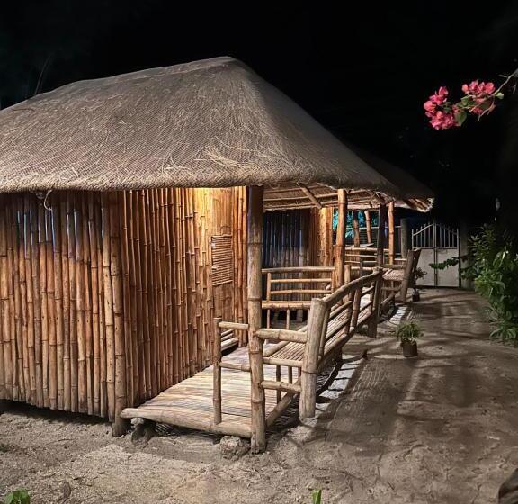 ویلای استاندارد با چشم‌انداز باغ, Lionfish Backpackers Hostel Malapascua