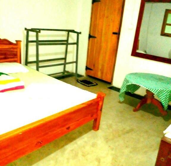 اتاق خانوادگی, Habarana City Hostel