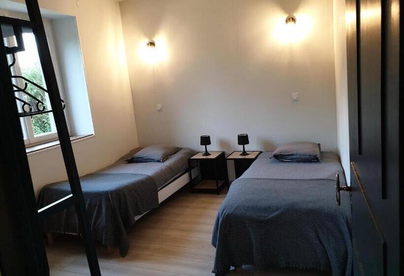 Номер Стандарт Вид на Сад, La Casa D Augy Logement Du Rez De Jardin