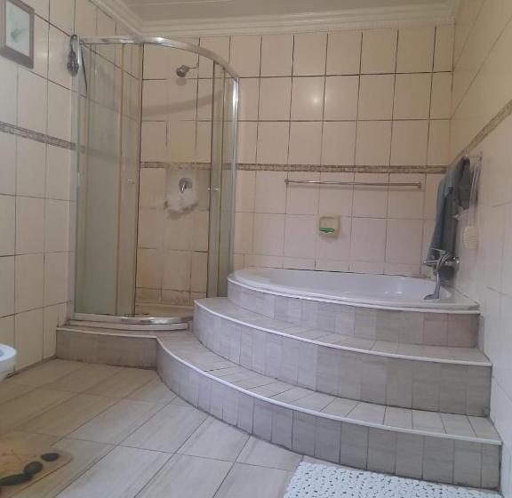 اتاق استاندارد با تخت بزرگ, Ribs Boutique Lodge