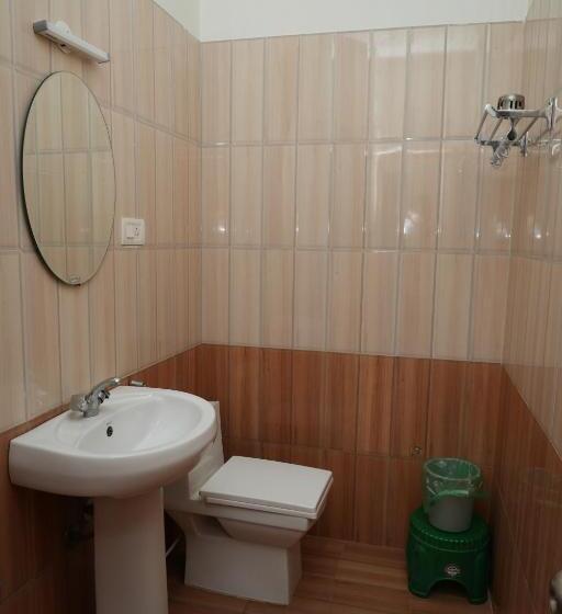 Номер Economy, Vetrivel International By Brown Tree Resorts
