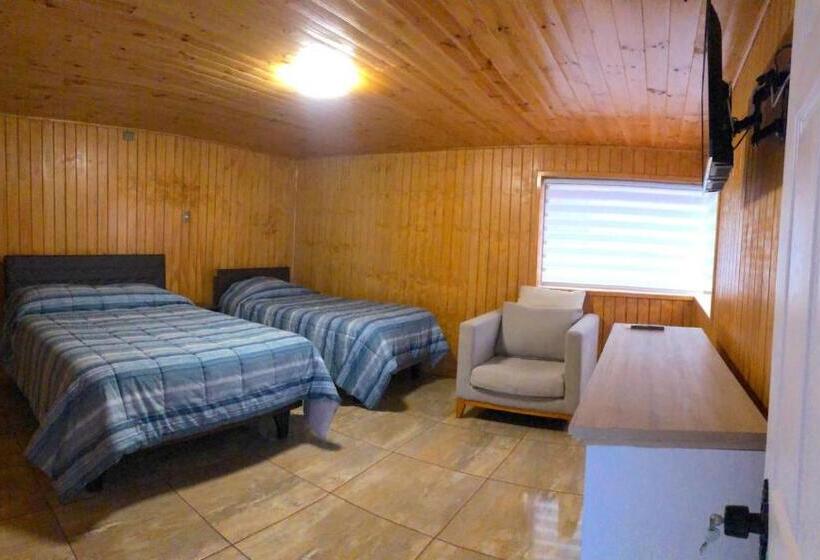 اتاق استاندارد سه نفره, Hostal Riposo