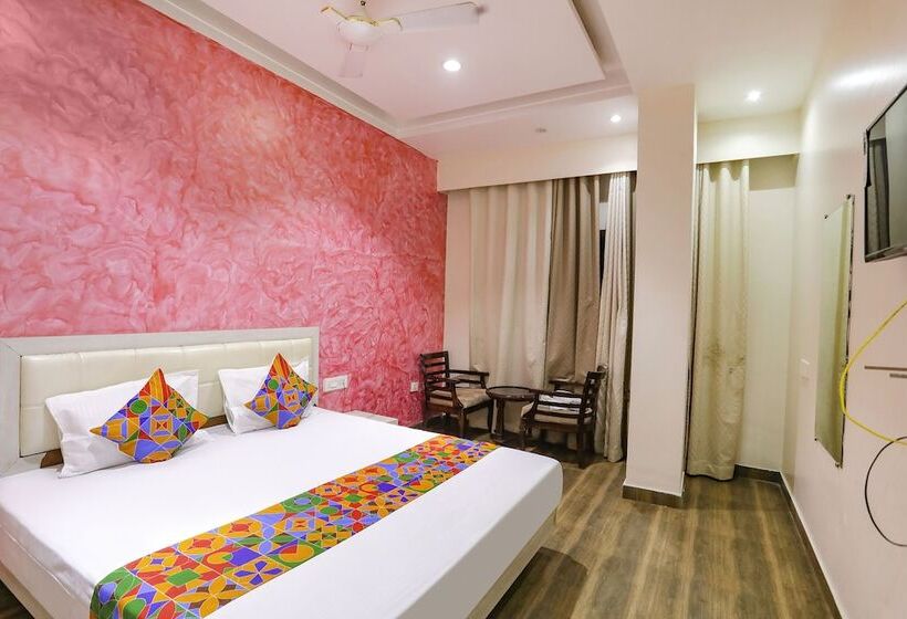 اتاق لوکس, Fabhotel Uday Villa