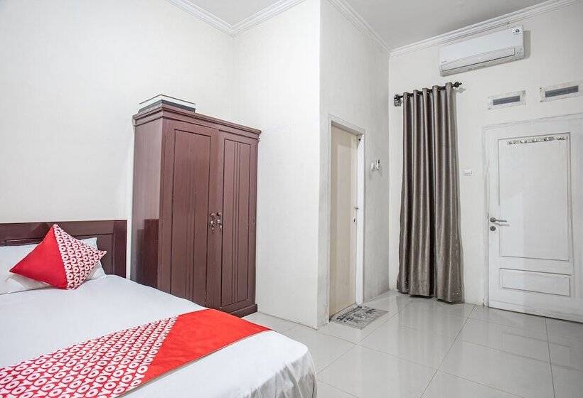 اتاق لوکس, Oyo 93477 Almahyra Guest House Syariah