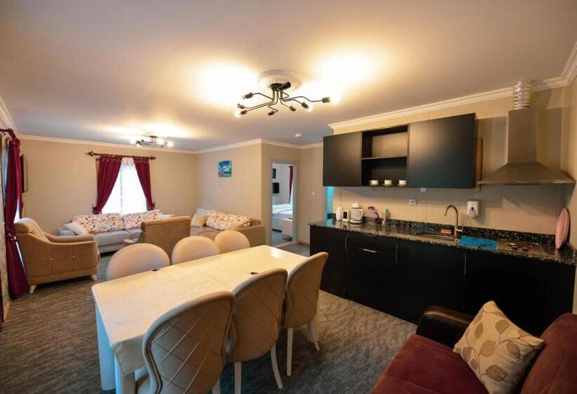 带1个卧室的豪华公寓, Monoi̇r Sui̇te Apart In Uzungöl