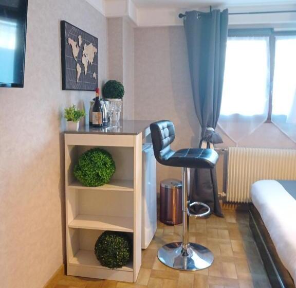 Четырехместный Номер Стандарт, Paradis Chambres D Hôtes Proche Paris   Aéroport Charles De Gaulle Airport   Parc Des Exposition Vil