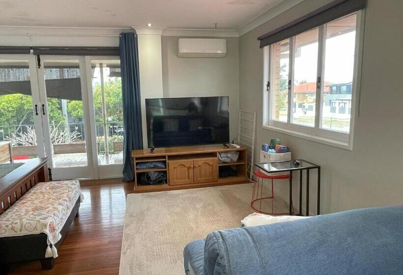 חדר סטנדרט עם מרפסת, Zen Escape Guest House  Romantic Escape, Cozy Delight, Oasis Suite