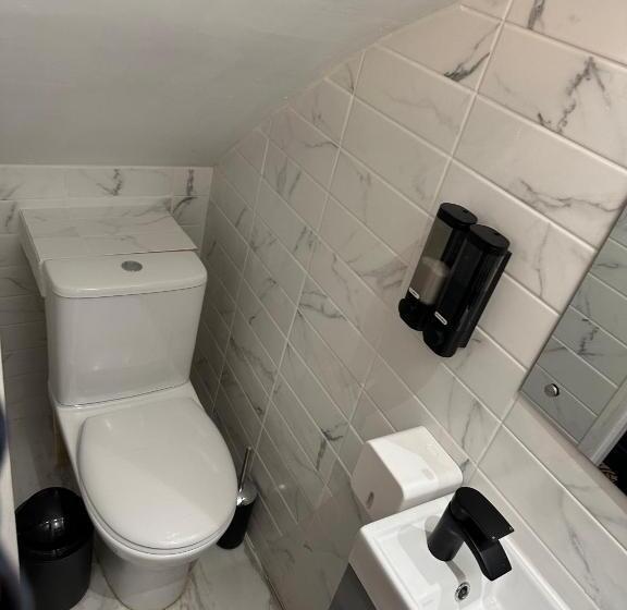 استودیو استاندارد با چشم‌انداز باغ, Sun Guest House Cambridge