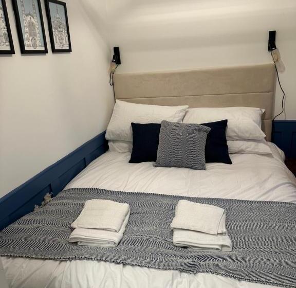 سوییت, Sun Guest House Cambridge