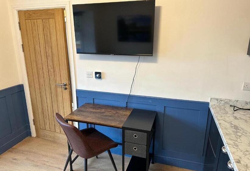 سوییت, Sun Guest House Cambridge
