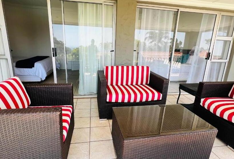 Номер Deluxe с Балконом, Casablanca Guest House