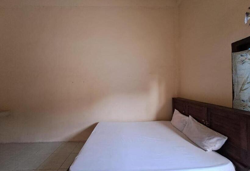 Номер Economy, Spot On 93465 Archa Guest House Syariah