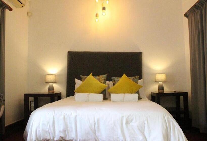 اتاق کلاسیک, Ambience Inn