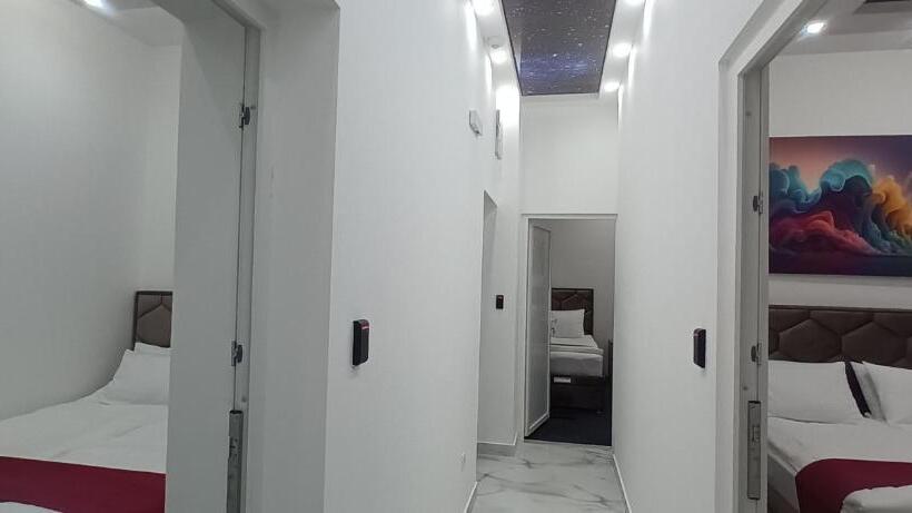 سوئیت با بالکن, Authentic Belgrade Centre   Luxury Suites
