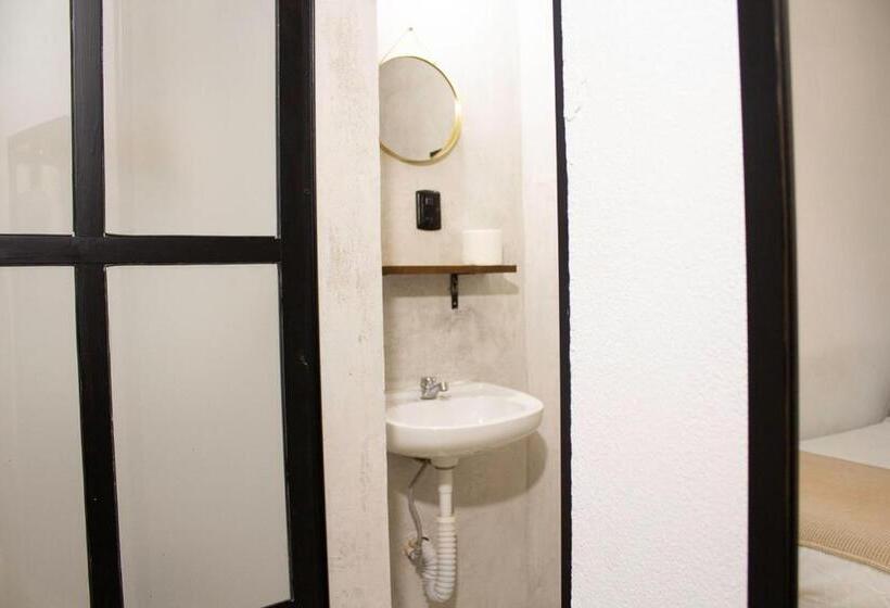 اتاق کلاسیک چهارنفره, Casa Niita