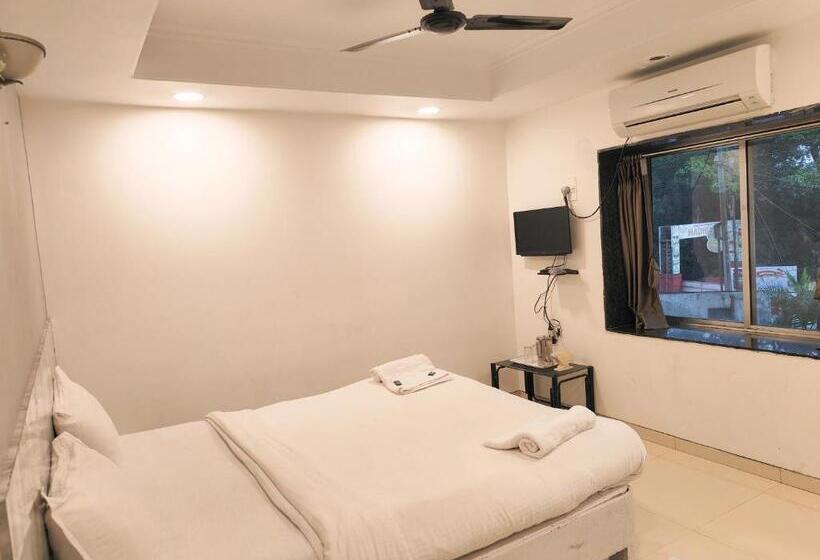 Quarto Deluxe, Vrs Satkar