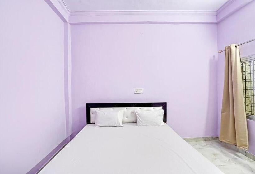 اتاق کلاسیک سه تخته, Oyo Hotel Classic Villa