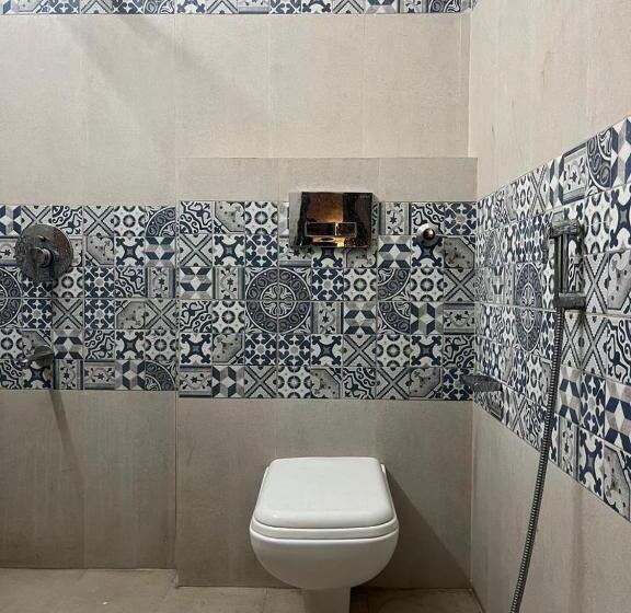 Кровать в Общей Комнате, The Circle Era   An Aesthetic Hostel By Shivaneel Hospitality