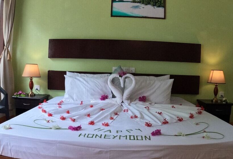 اتاق لوکس, Liberty Guest House Maldives