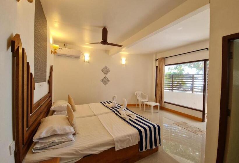 اتاق لوکس, Liberty Guest House Maldives