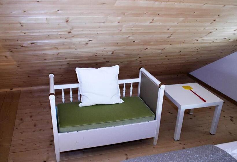 Номер Стандарт Вид на Сад, Mys Chalet