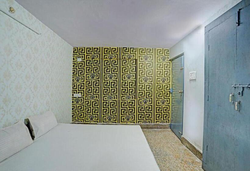 豪华三人间, Oyo 82079 Mannat Star Residancy