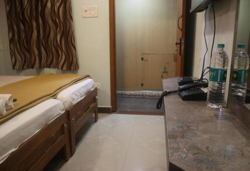Номер Стандарт, Sikara, Kumbakonam