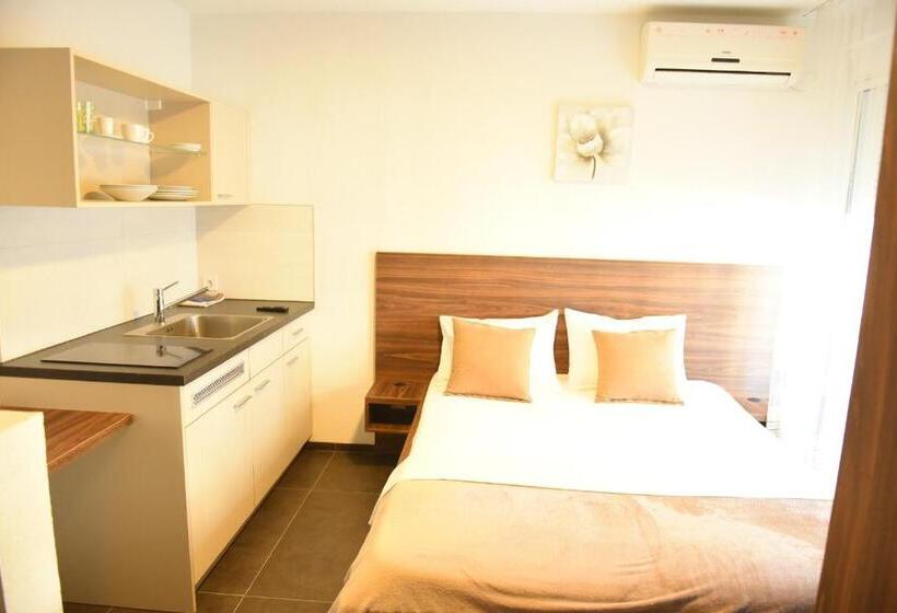 اتاق استاندارد, Apartmani Sutomore Tri Palme